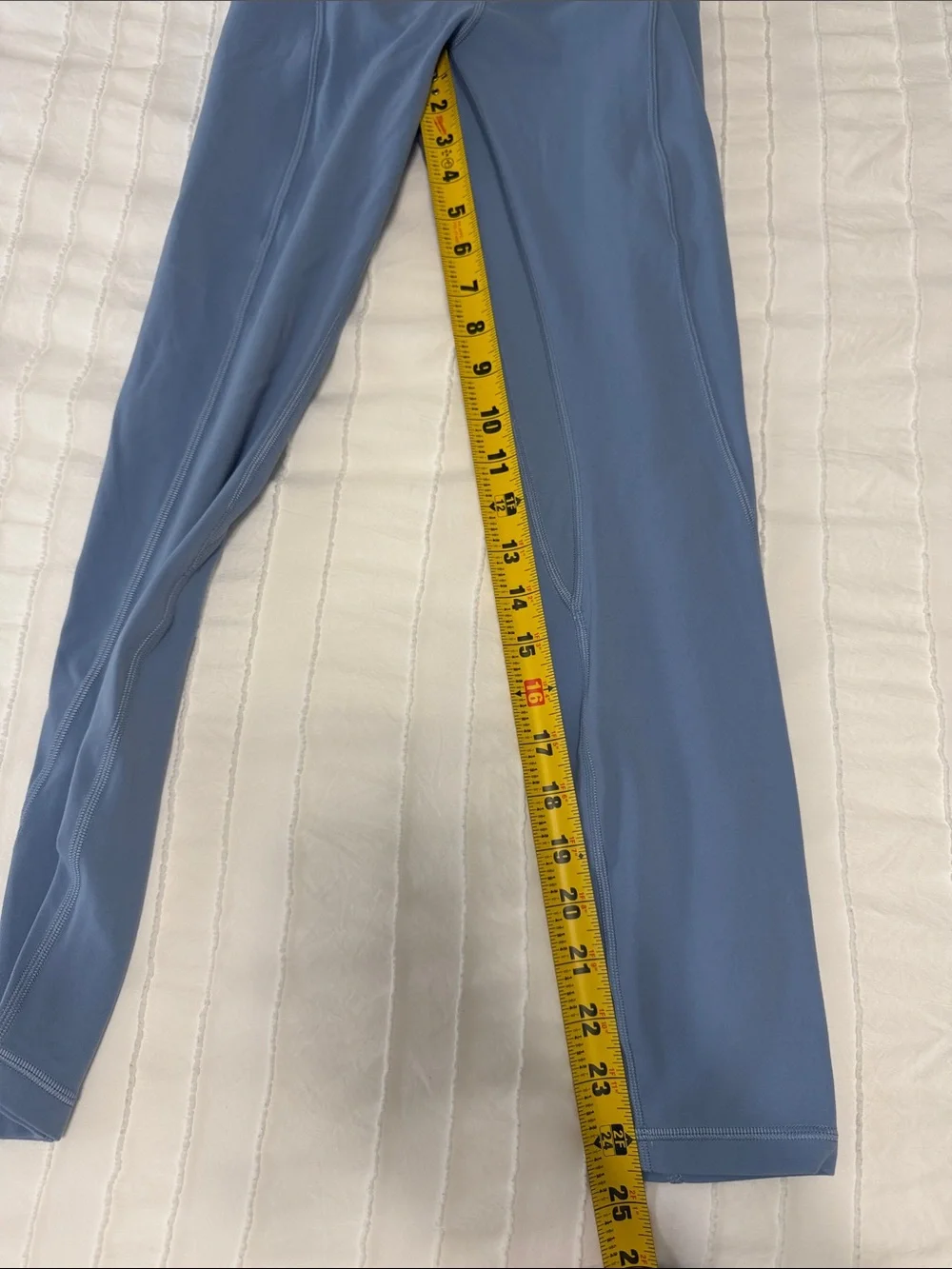 Lululemon High-Rise Align Leggings 25” size 2